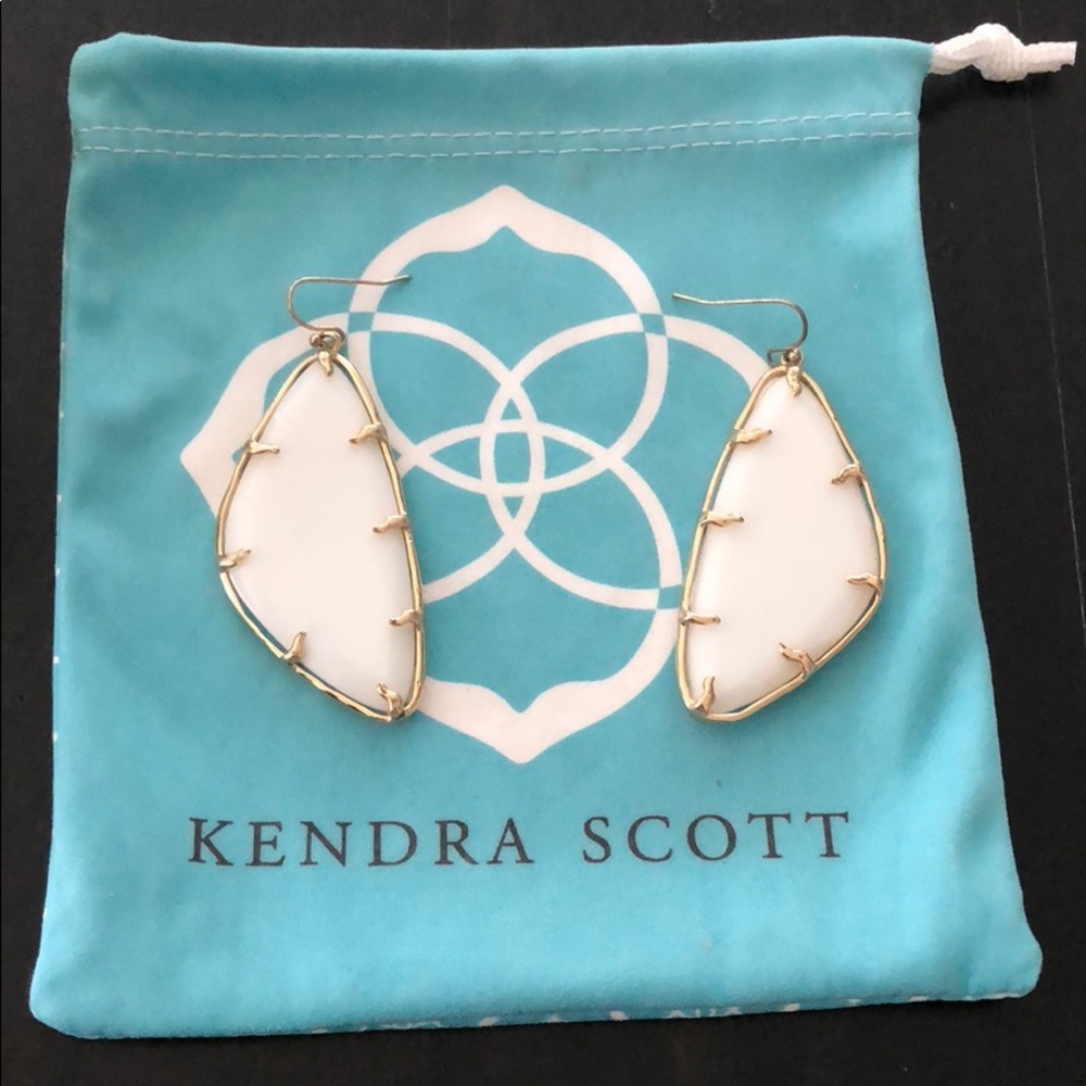 Kendra Scott white & gold earrings, bag included